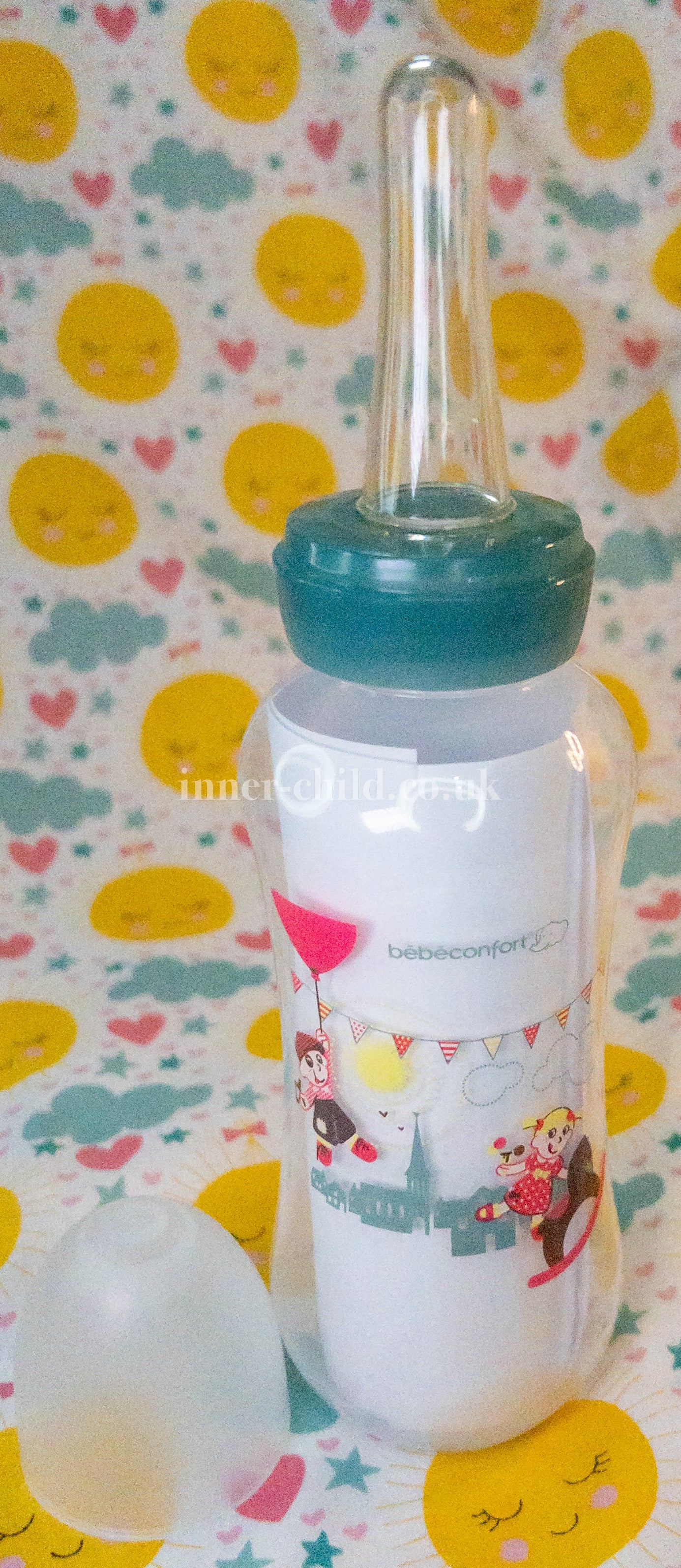 Children playing, 360ml (12oz) bottle